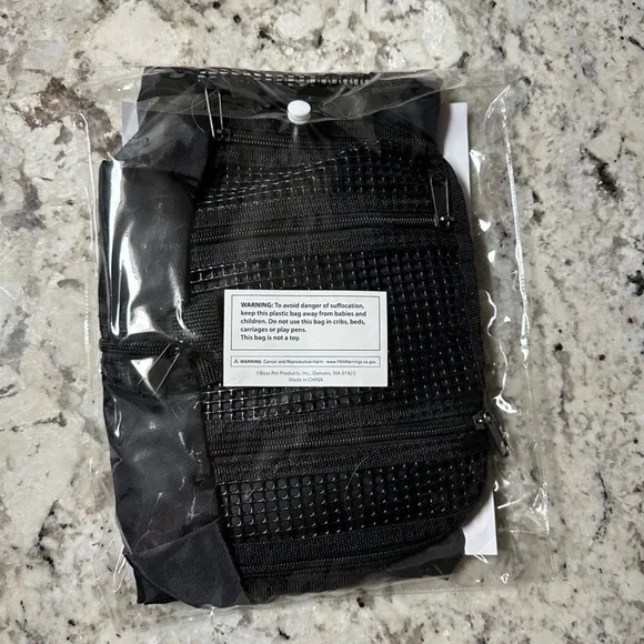 Cat Grooming Bag. Black Large - Picture 3 of 3